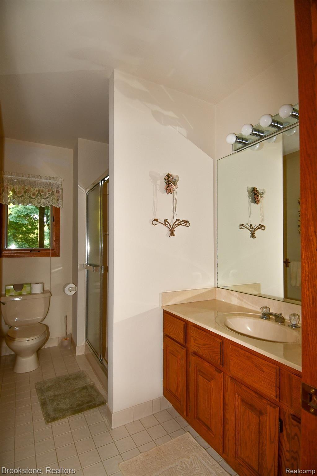 6668 Ridgeview Drive Clarkston, MI 48346 - Photo 48 of 69 DSC_2876.jpg