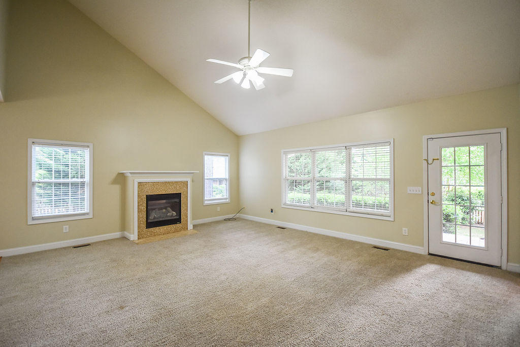 1200 Burning Tree Road Pinehurst, NC 28374 - Photo 8 of 53 16GreatRoom