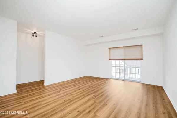 $475,000 | 108 Picadilly Drive, Unit 108, Morganville, NJ 07751