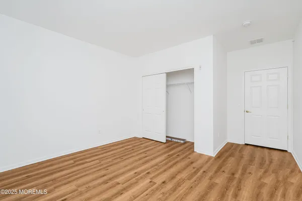 $475,000 | 108 Picadilly Drive, Unit 108, Morganville, NJ 07751