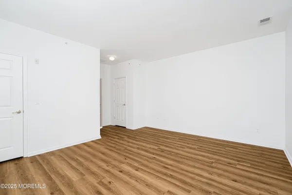 $475,000 | 108 Picadilly Drive, Unit 108, Morganville, NJ 07751