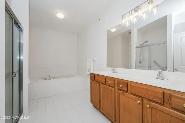 $475,000 | 108 Picadilly Drive, Unit 108, Morganville, NJ 07751