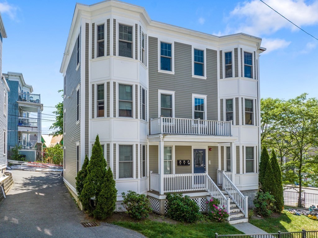 41 Montebello Road, Unit 3 Boston, MA 02130 - Photo 14 of 17 Gallery Image 14