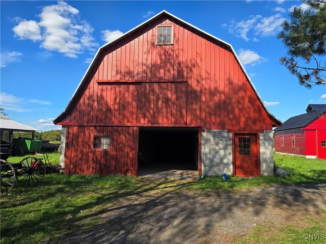 $325,000 | 154 Finnerty Road, Amboy, NY 13493