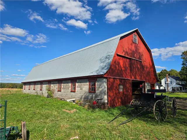 $325,000 | 154 Finnerty Road, Amboy, NY 13493