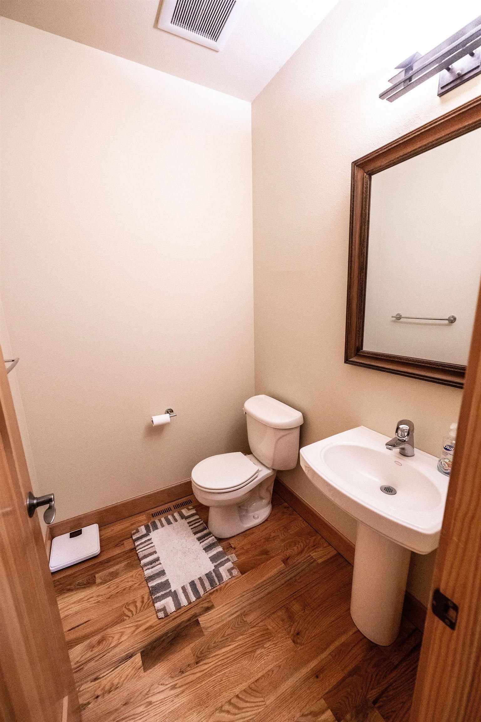 2069 Spur Cross Road Grand Junction, CO 81507 - Photo 17 of 40 a bathroom with a sink and a toilet