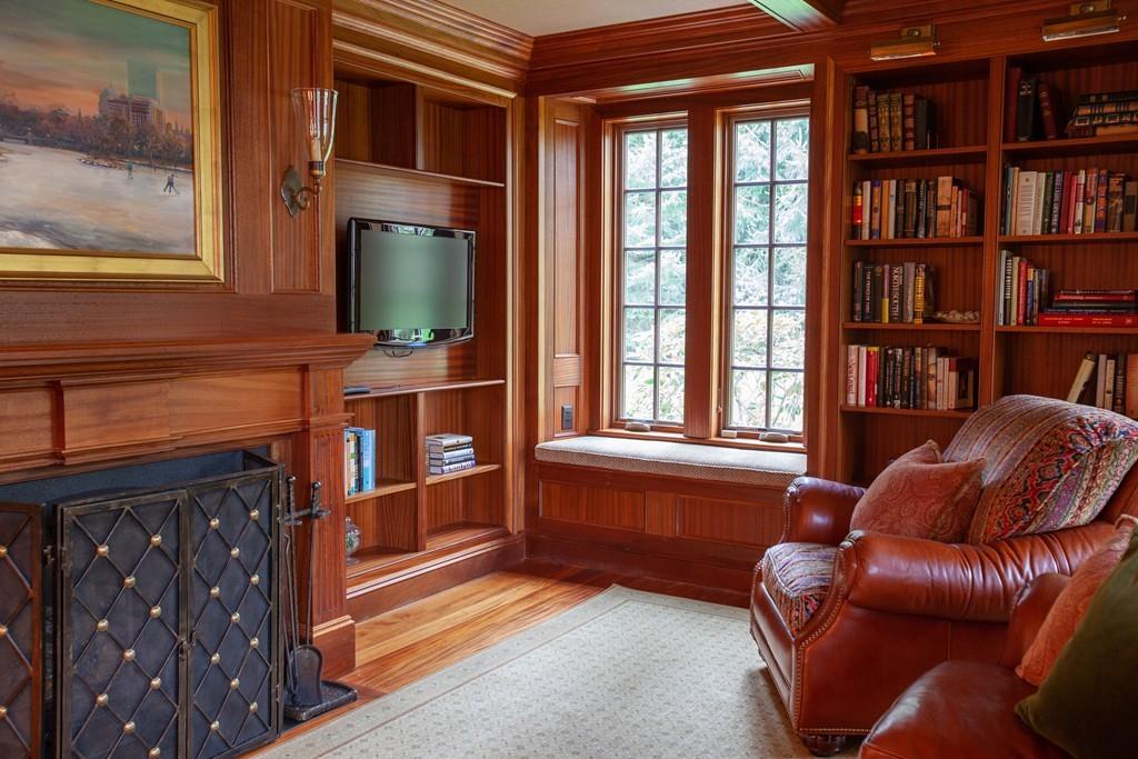 15 Woodcliff Road Wellesley Hills, MA 02481 - Photo 13 of 32