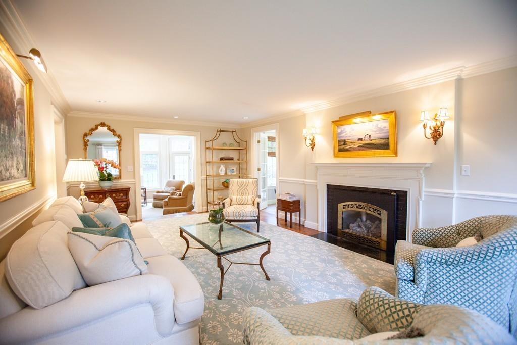 15 Woodcliff Road Wellesley Hills, MA 02481 - Photo 17 of 32