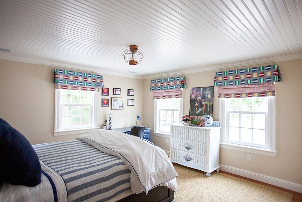 15 Woodcliff Road Wellesley Hills, MA 02481 - Photo 22 of 32