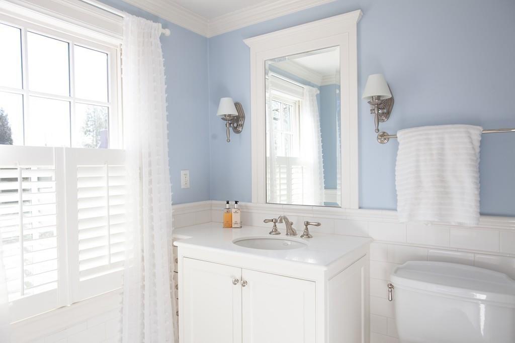 15 Woodcliff Road Wellesley Hills, MA 02481 - Photo 24 of 32