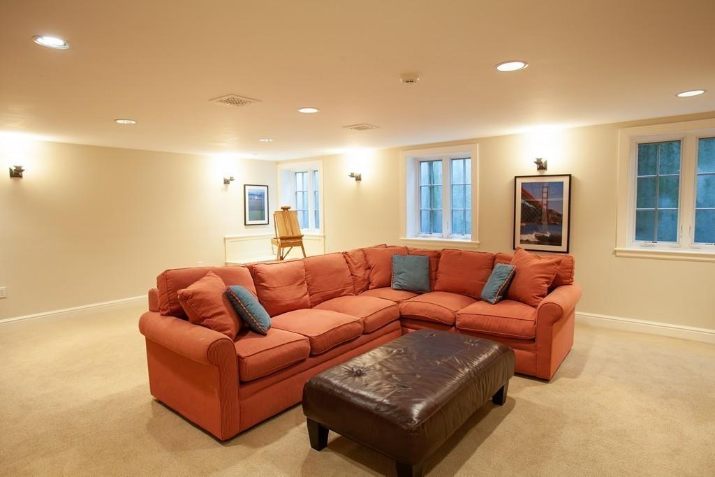 15 Woodcliff Road Wellesley Hills, MA 02481 - Photo 29 of 32