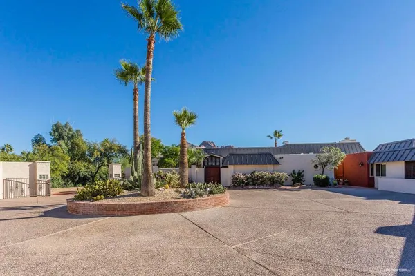 $8,450 | 4544 East Pebble Ridge Road, Paradise Valley, AZ 85253
