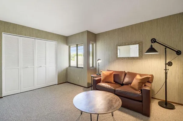 $8,450 | 4544 East Pebble Ridge Road, Paradise Valley, AZ 85253