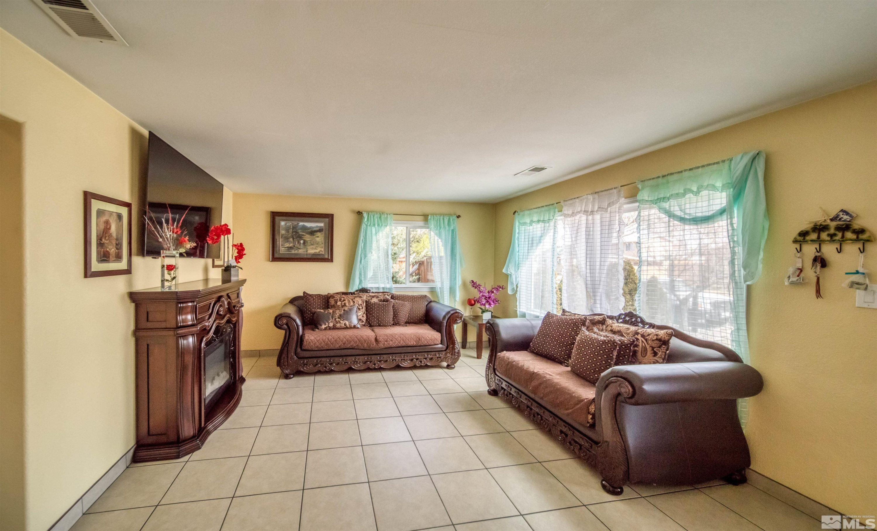 1665 Emerald Place Reno, NV 89502 - Photo 12 of 24 Photo 12