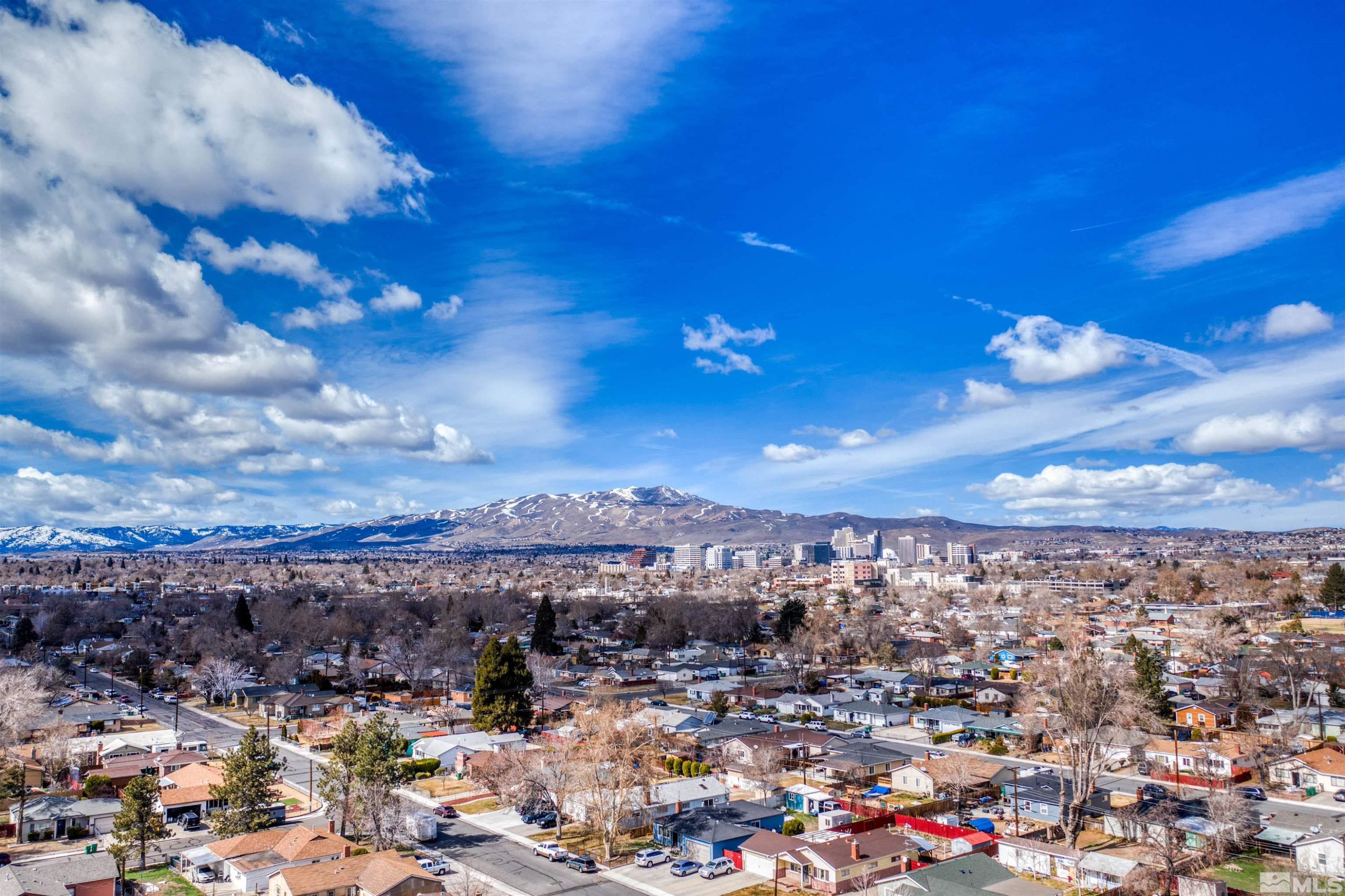 1665 Emerald Place Reno, NV 89502 - Photo 8 of 24 Photo 8