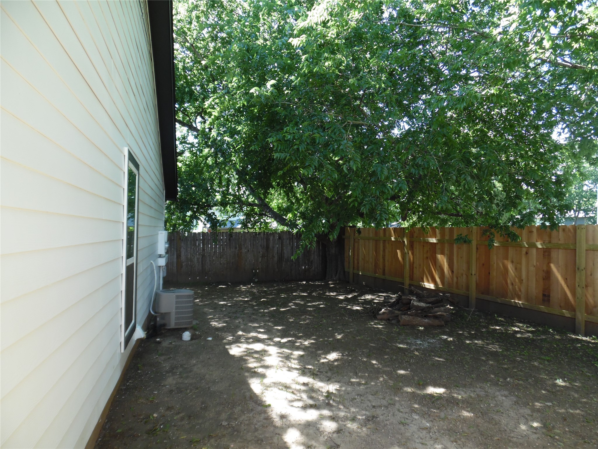 7400 Dixie Drive, Unit B Austin, TX 78744 - Photo 15 of 15