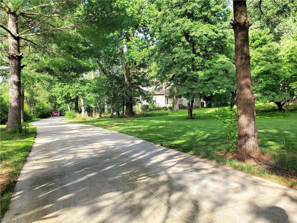 285 Hopkins Road Kernersville, NC 27284 - Photo 2 of 27