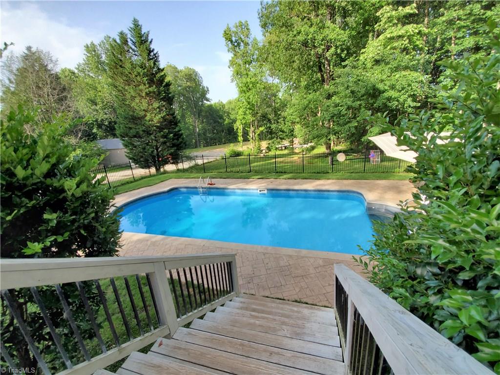 285 Hopkins Road Kernersville, NC 27284 - Photo 9 of 27