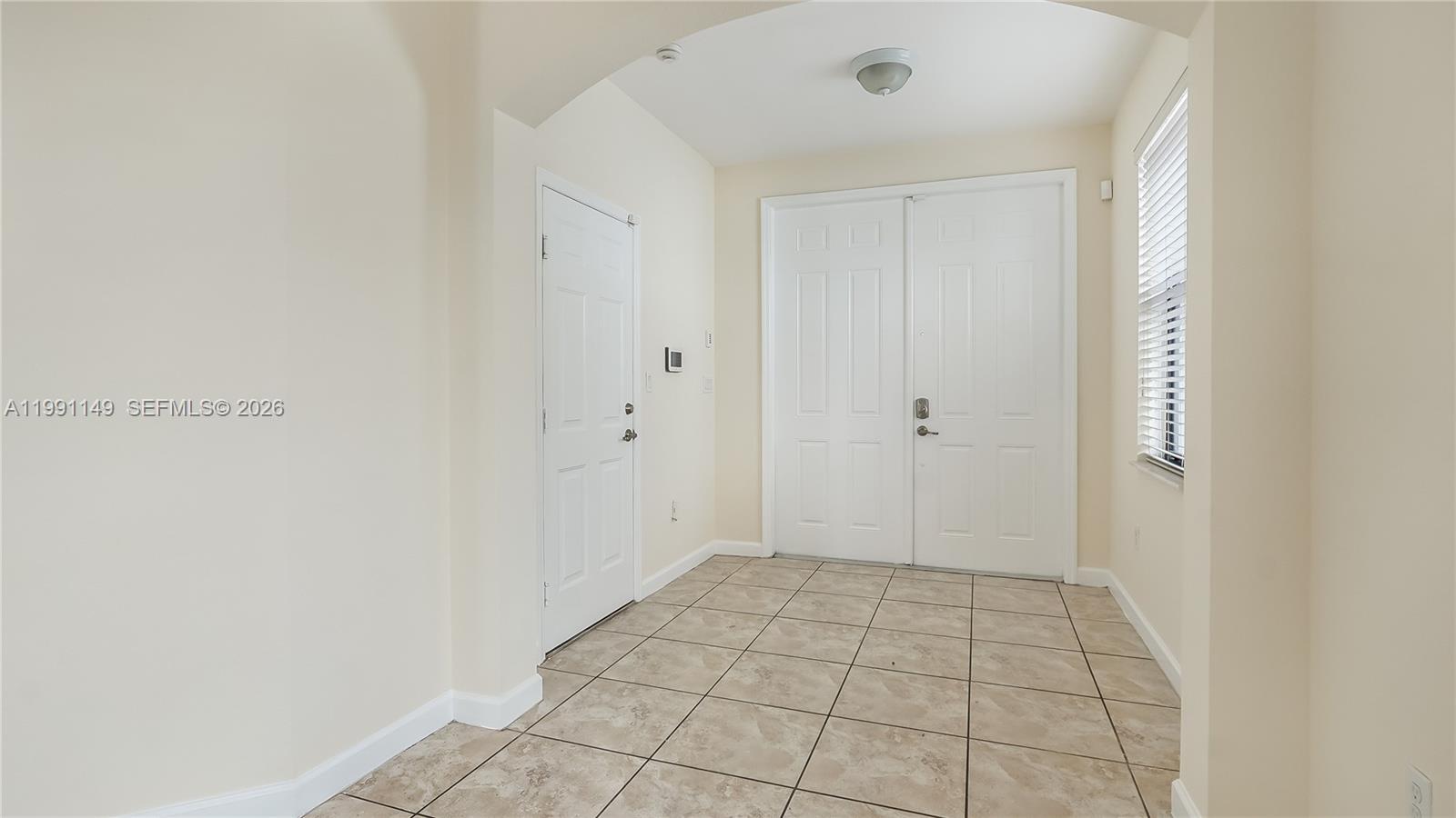 8841 West 34th Court Hialeah, FL 33018 - Photo 14 of 60