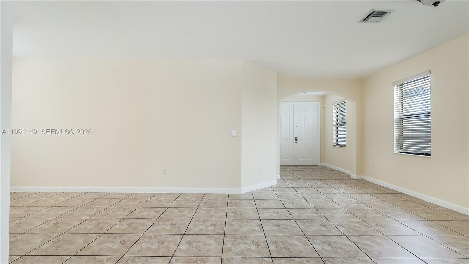 8841 West 34th Court Hialeah, FL 33018 - Photo 17 of 60
