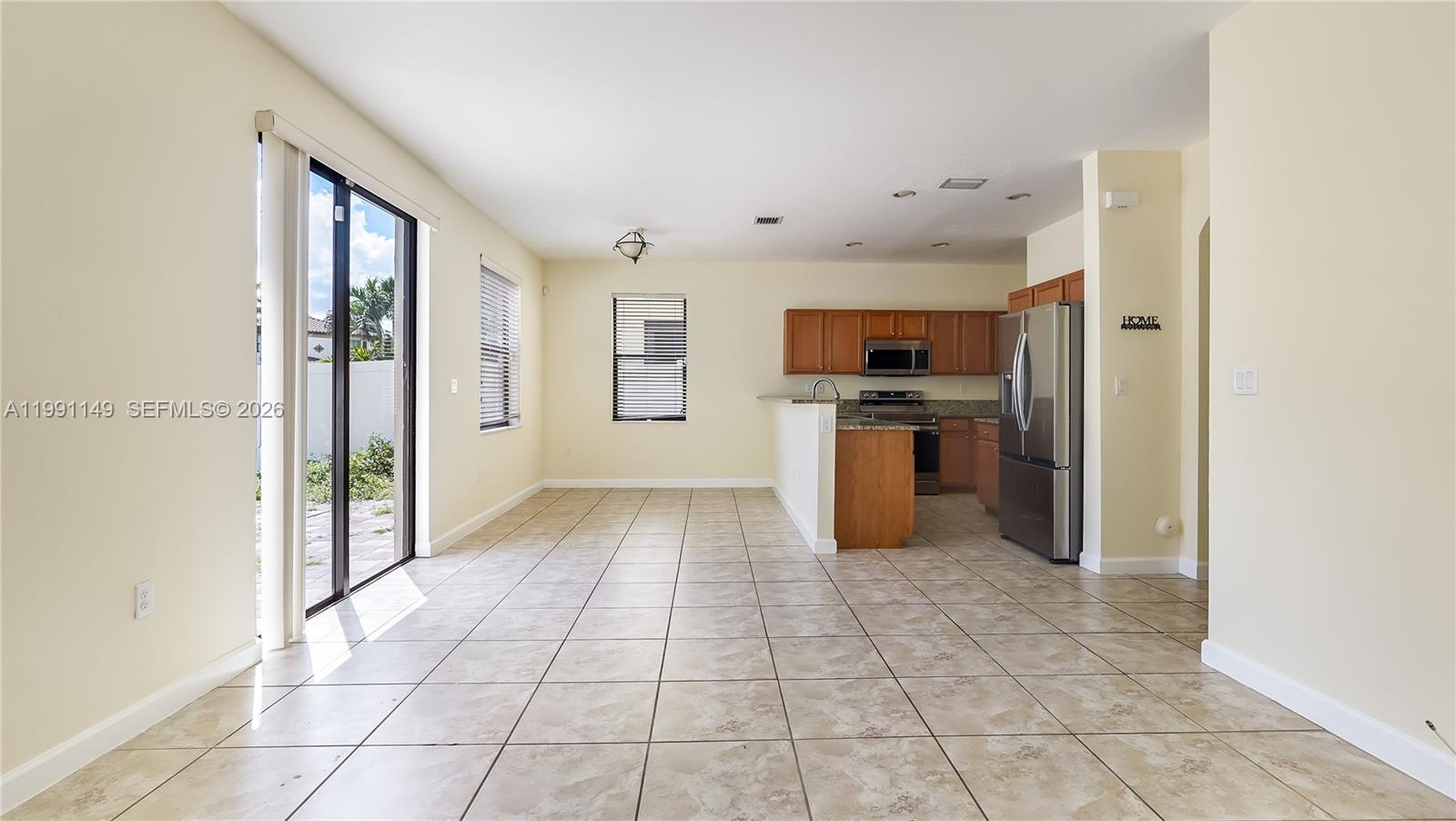 8841 West 34th Court Hialeah, FL 33018 - Photo 19 of 60