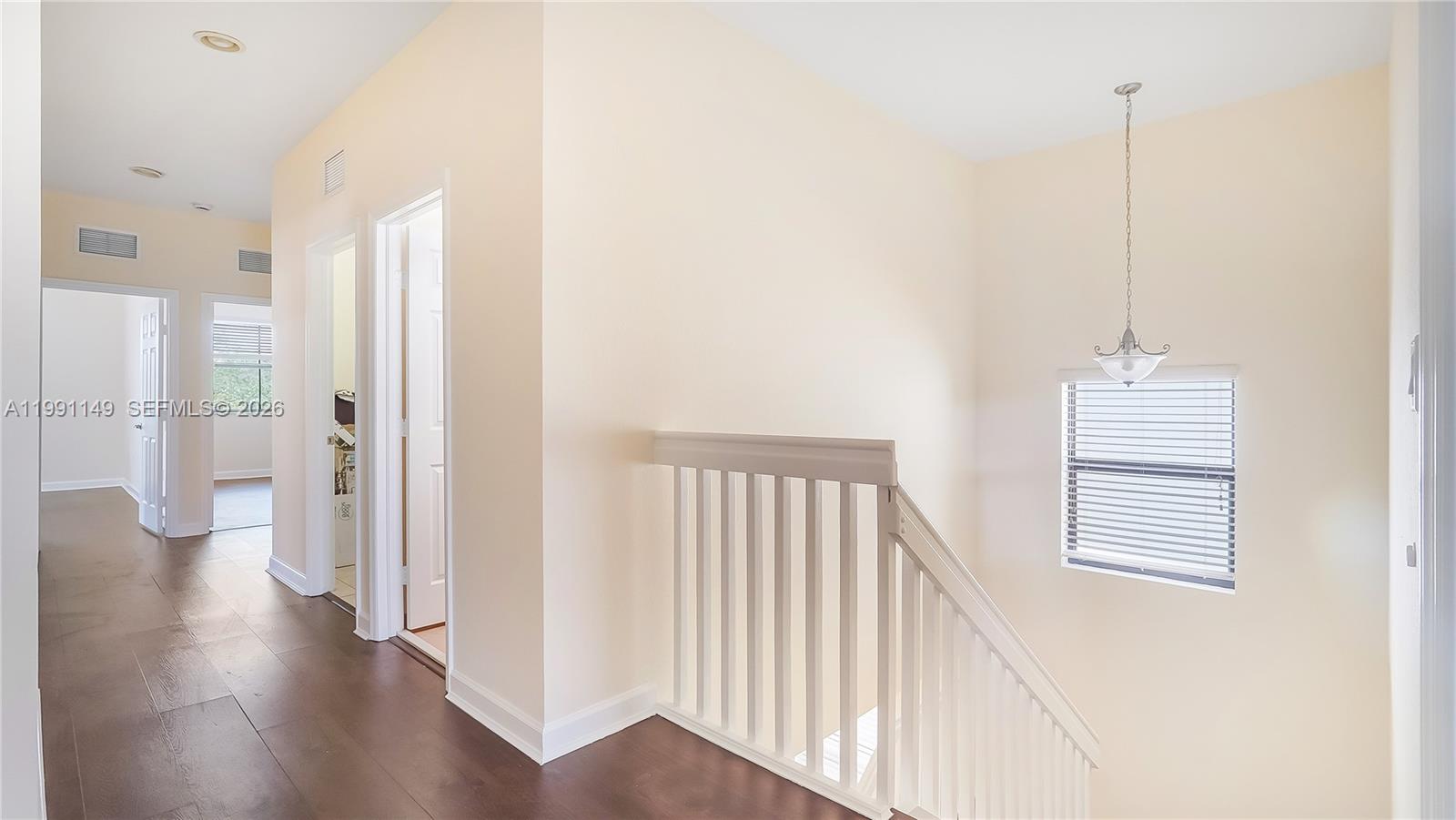 8841 West 34th Court Hialeah, FL 33018 - Photo 40 of 60