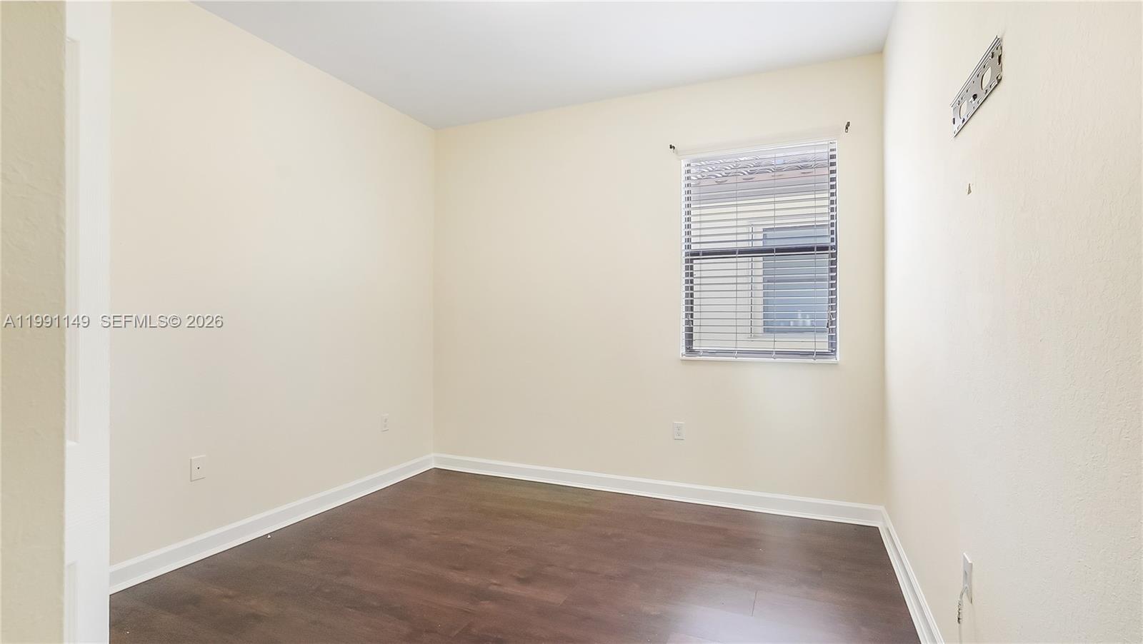 8841 West 34th Court Hialeah, FL 33018 - Photo 41 of 60