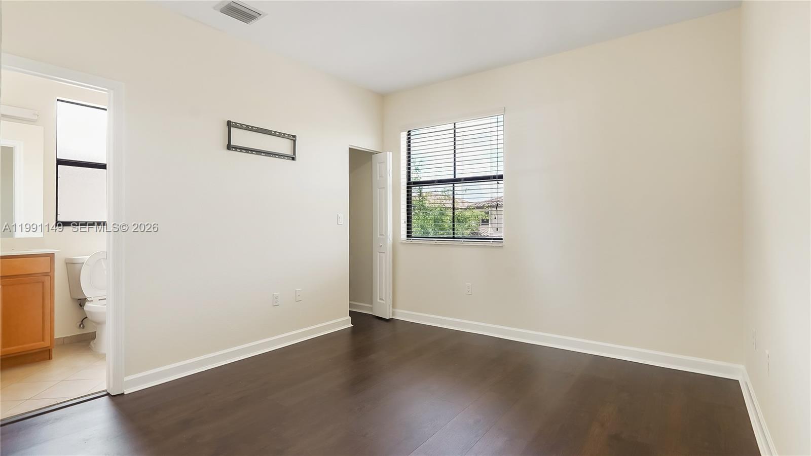 8841 West 34th Court Hialeah, FL 33018 - Photo 45 of 60