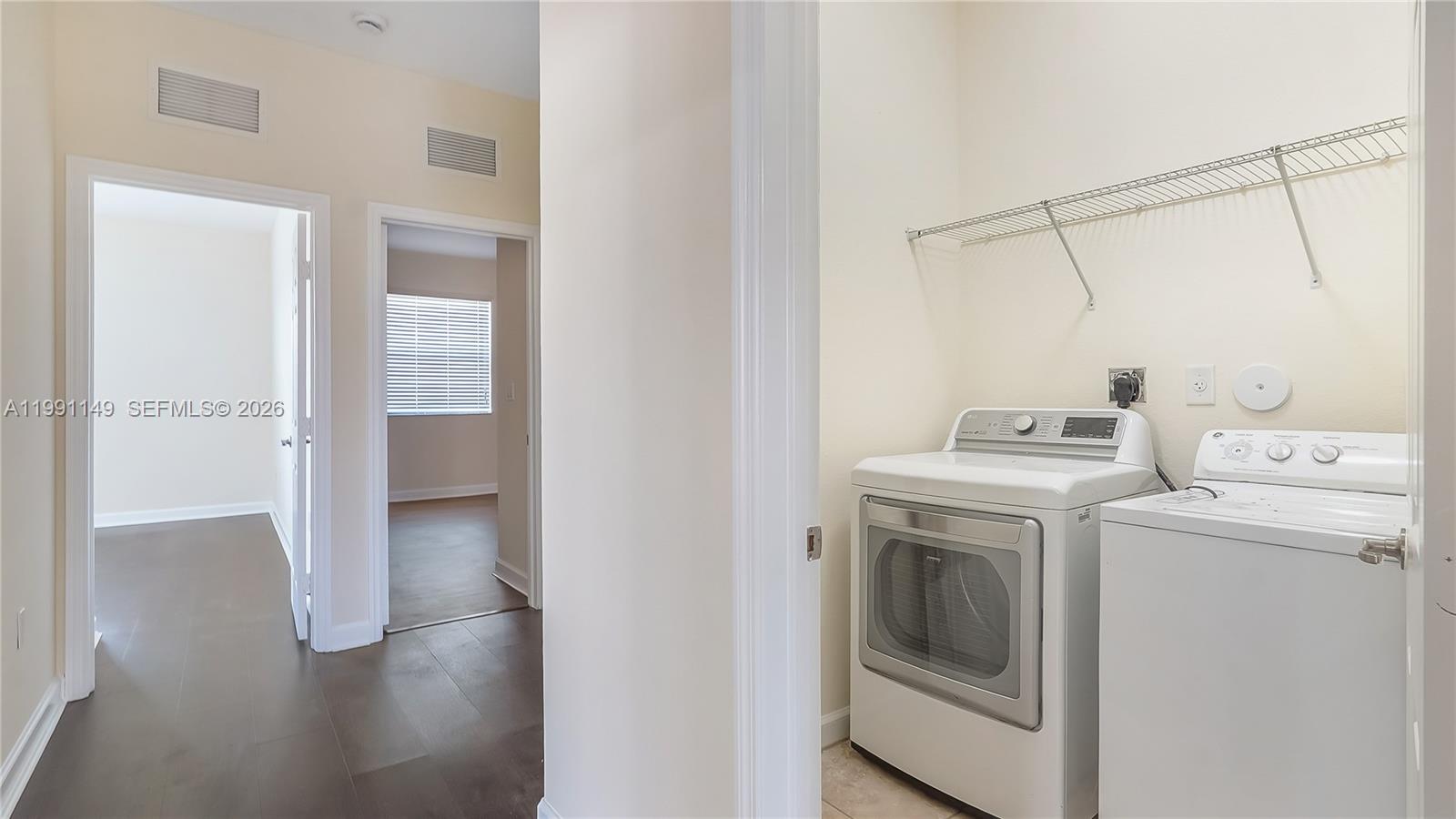 8841 West 34th Court Hialeah, FL 33018 - Photo 57 of 60