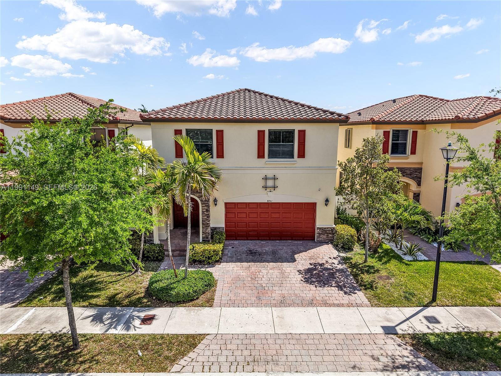 8841 West 34th Court Hialeah, FL 33018 - Photo 6 of 60
