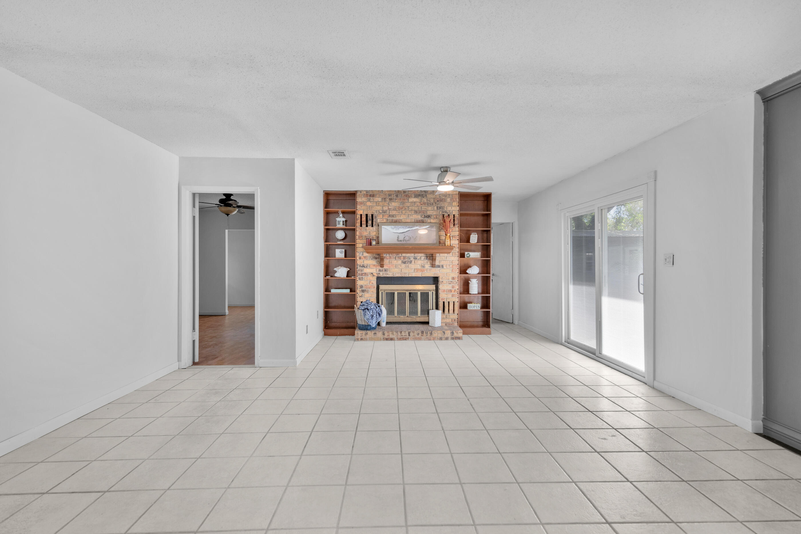 292 Echo Circle Fort Walton Beach, FL 32548 - Photo 7 of 49