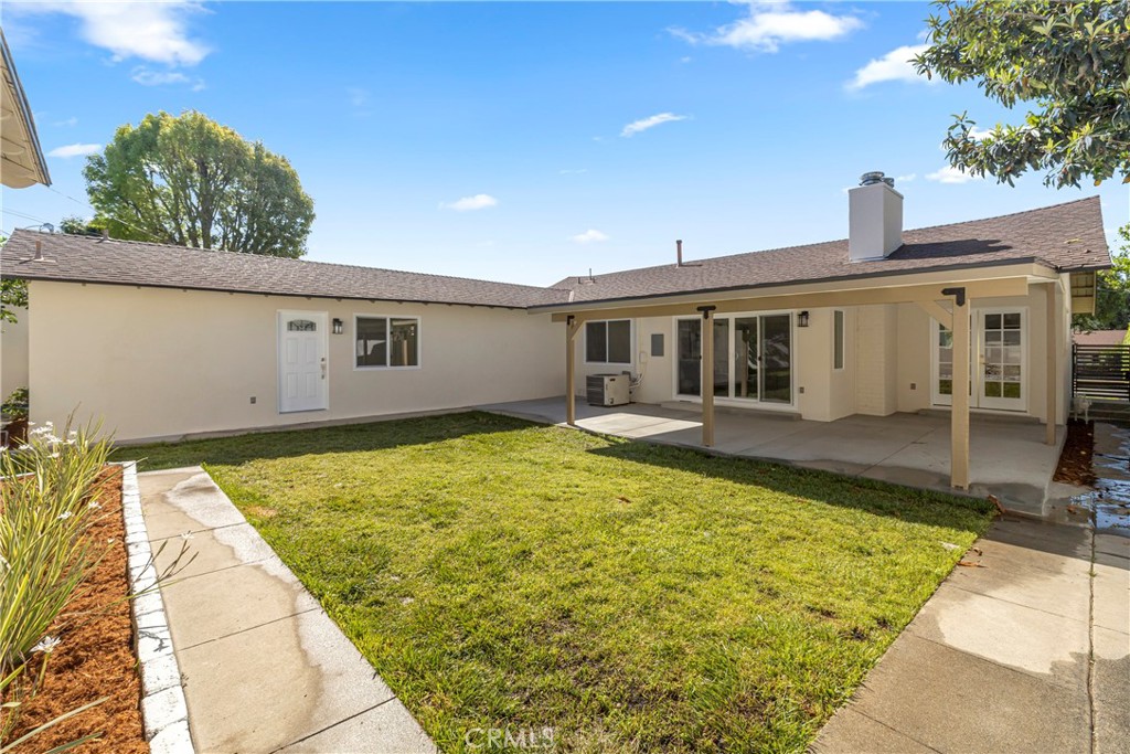 16931 Rinaldi Street Granada Hills, CA 91344 - Photo 13 of 47