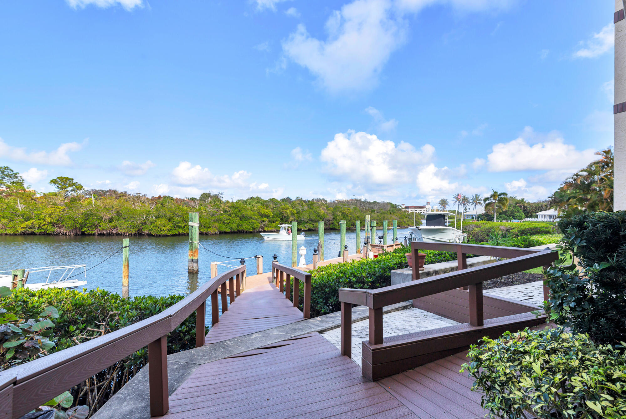 16904 S Passage South Jupiter, FL 33477 - Photo 15 of 55 low-51