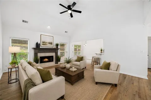 $550,000 | 3598 Green Pine Way, Suwanee, GA 30024