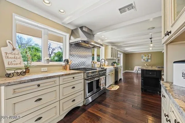 $669,000 | 325 East Aepli Drive, Tempe, AZ 85282