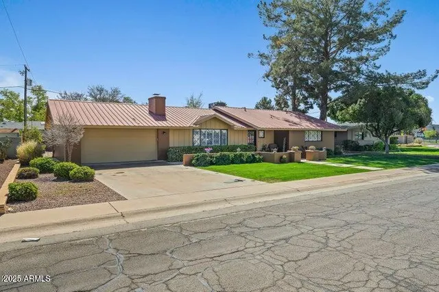 $669,000 | 325 East Aepli Drive, Tempe, AZ 85282