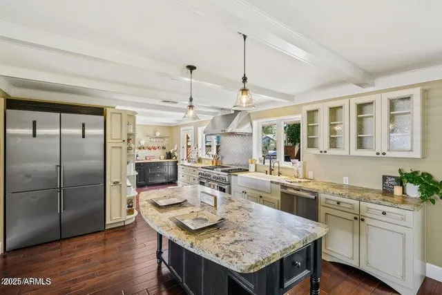 $669,000 | 325 East Aepli Drive, Tempe, AZ 85282