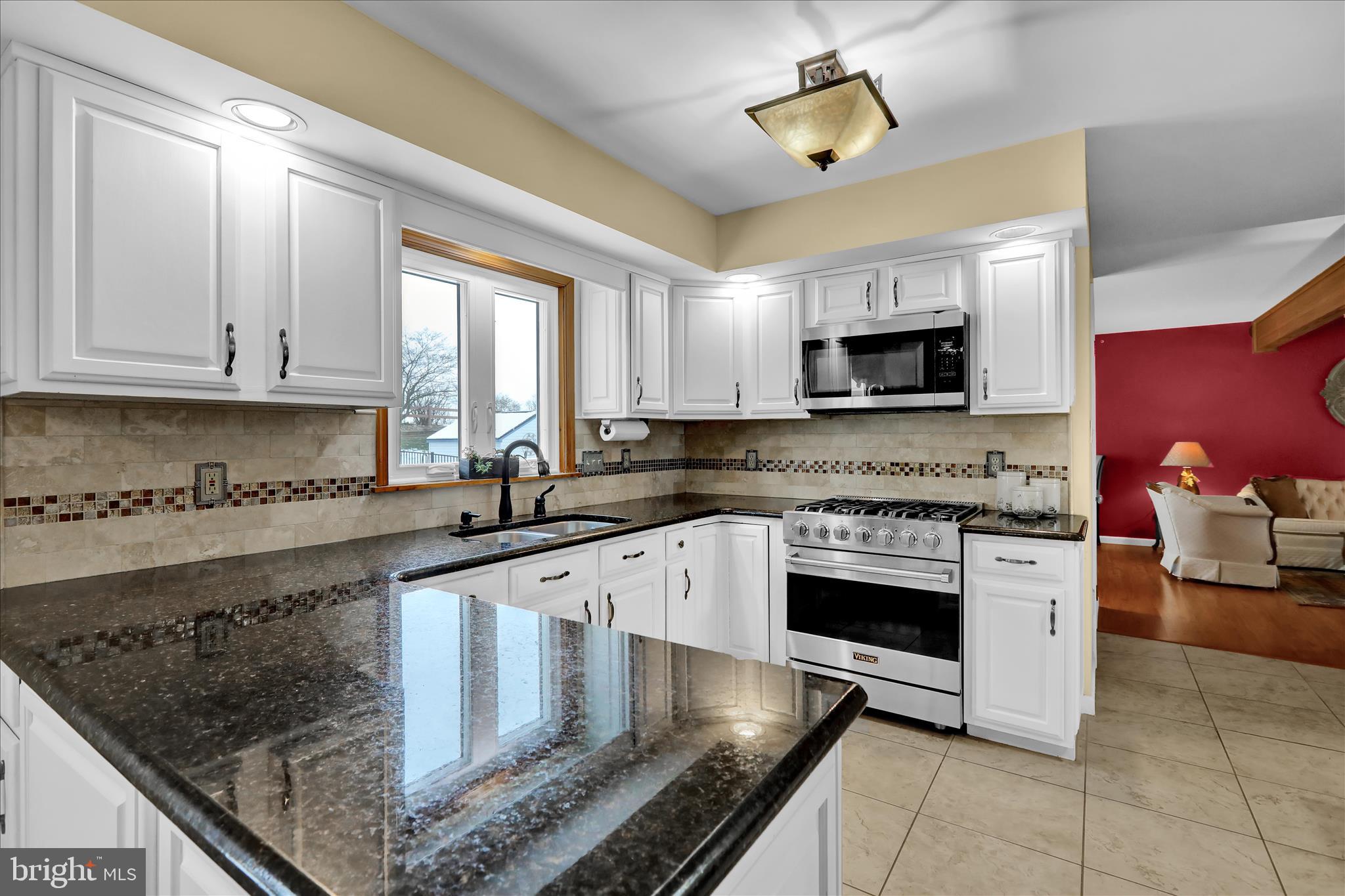 280 Hope Drive Blandon, PA 19510 - Photo 7 of 36 360_6995