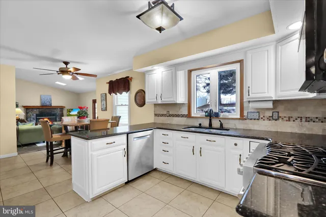 $449,900 | 280 Hope Drive, Blandon, PA 19510