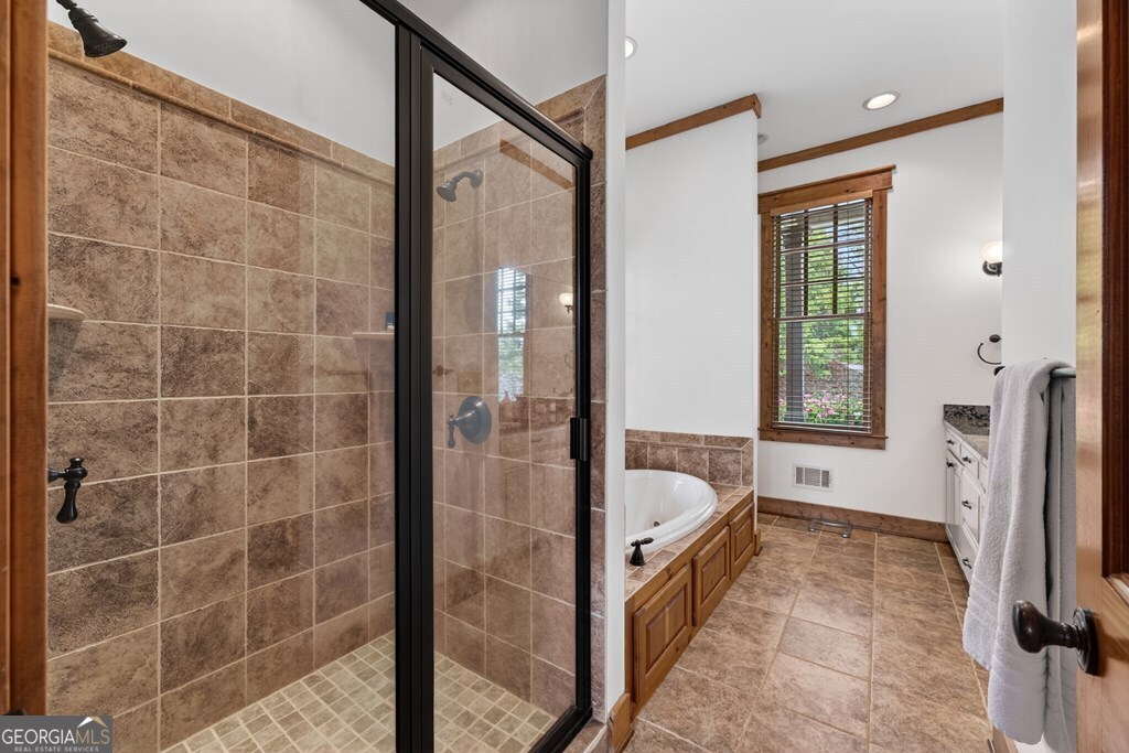 127 Azure Point Blue Ridge, GA 30513 - Photo 12 of 39