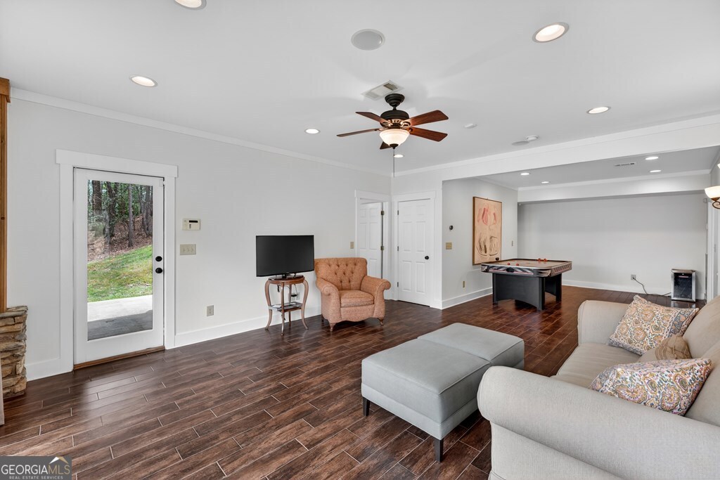 127 Azure Point Blue Ridge, GA 30513 - Photo 17 of 39