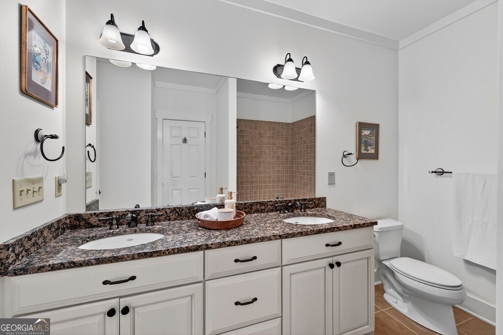 127 Azure Point Blue Ridge, GA 30513 - Photo 19 of 39