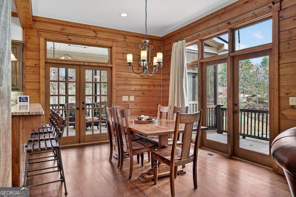 127 Azure Point Blue Ridge, GA 30513 - Photo 9 of 39