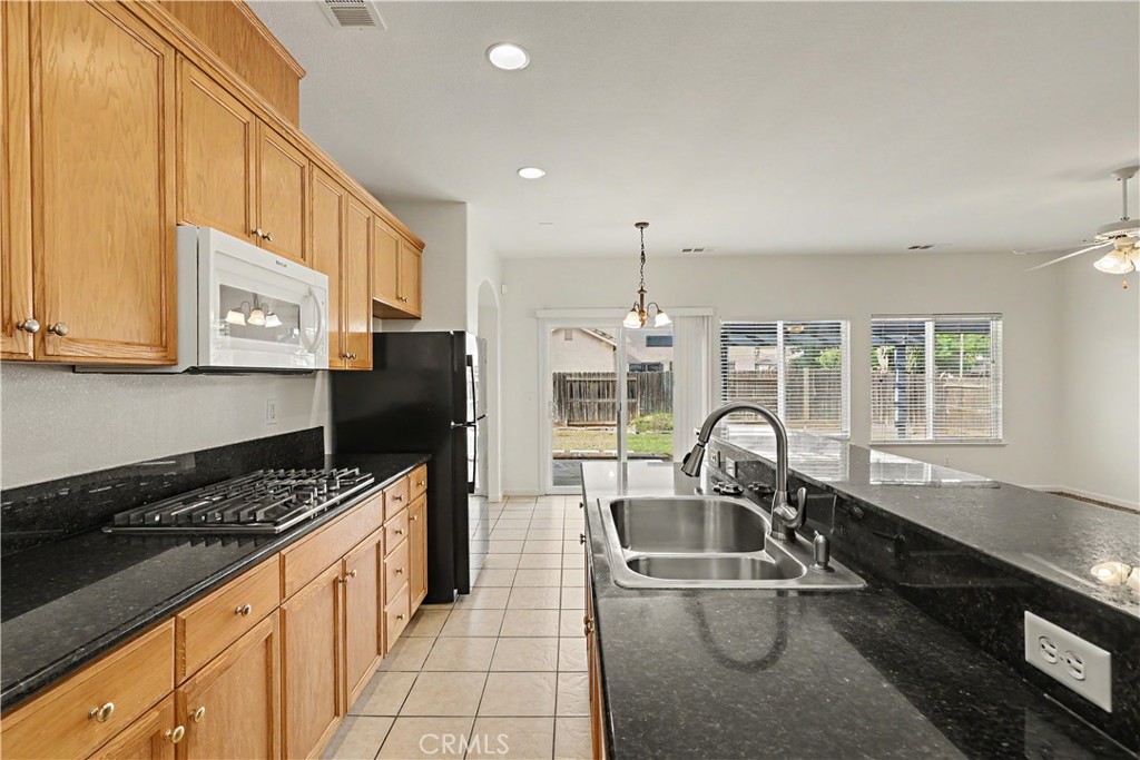 1321 Jenner Drive Merced, CA 95348 - Photo 11 of 73