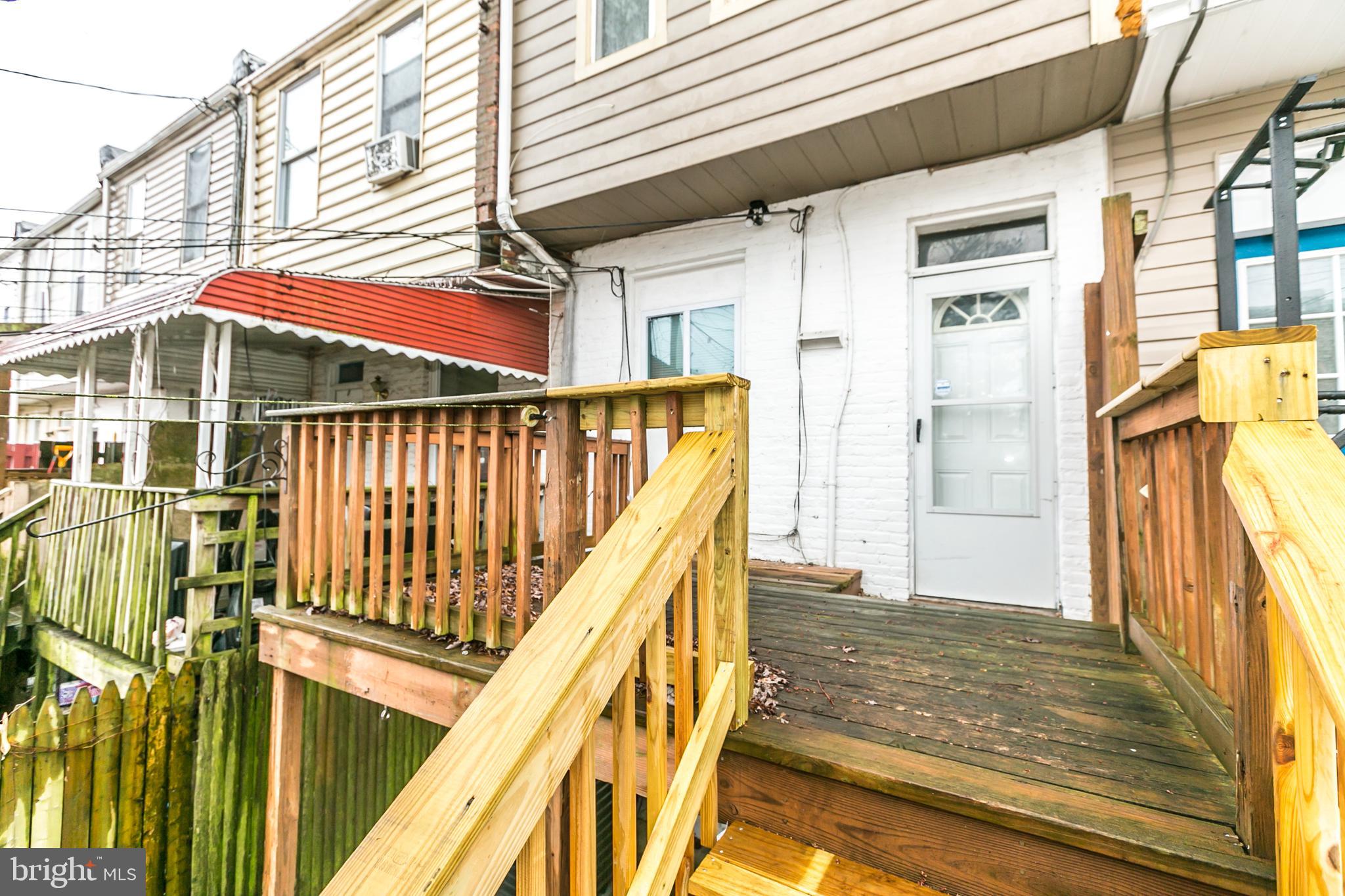 3535 Old York Road Baltimore, MD 21218 - Photo 30 of 33 Rear deck