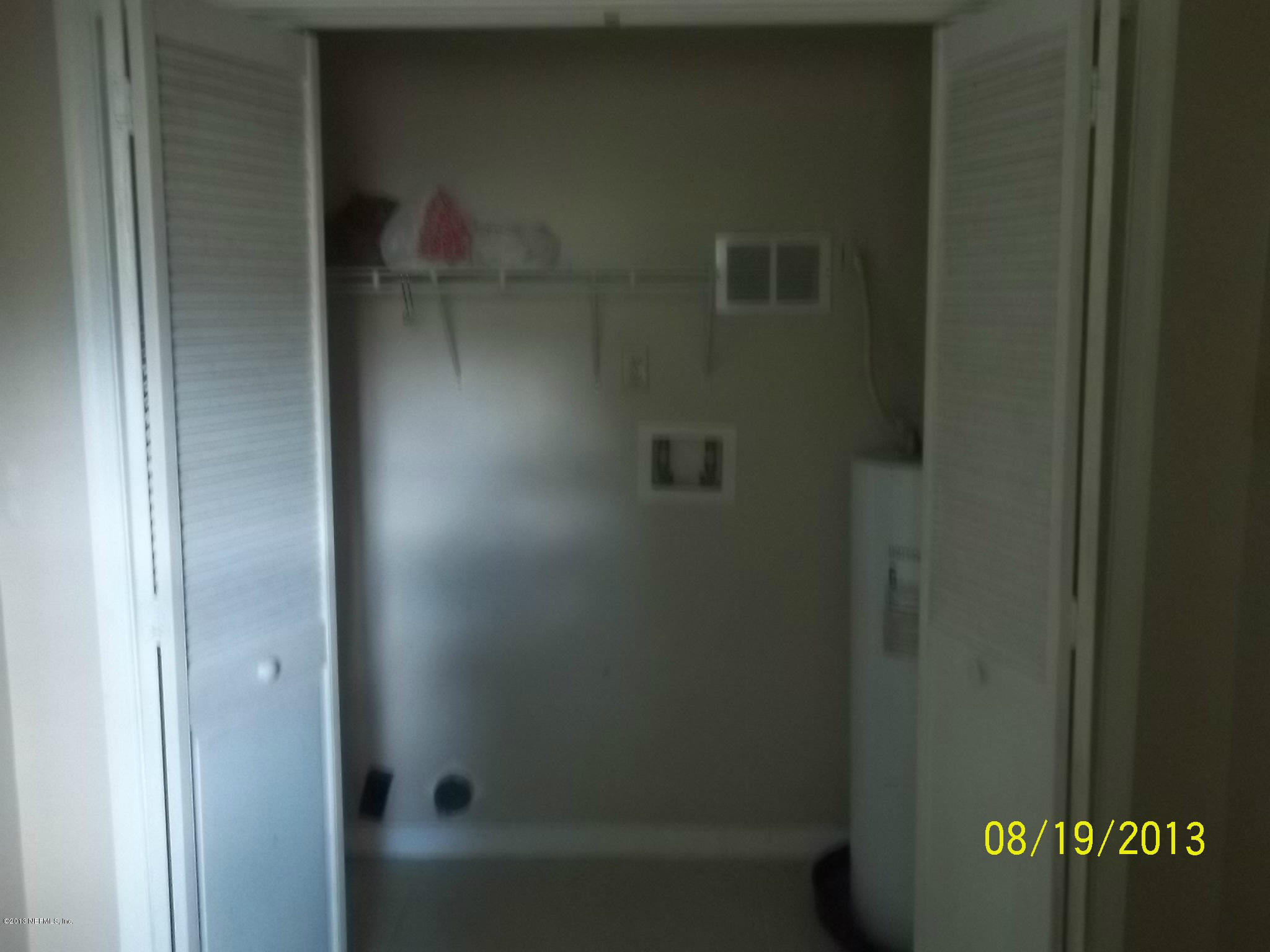 5039 Sunderland Road Jacksonville, FL 32210 - Photo 7 of 20 a close view of a bathroom shower