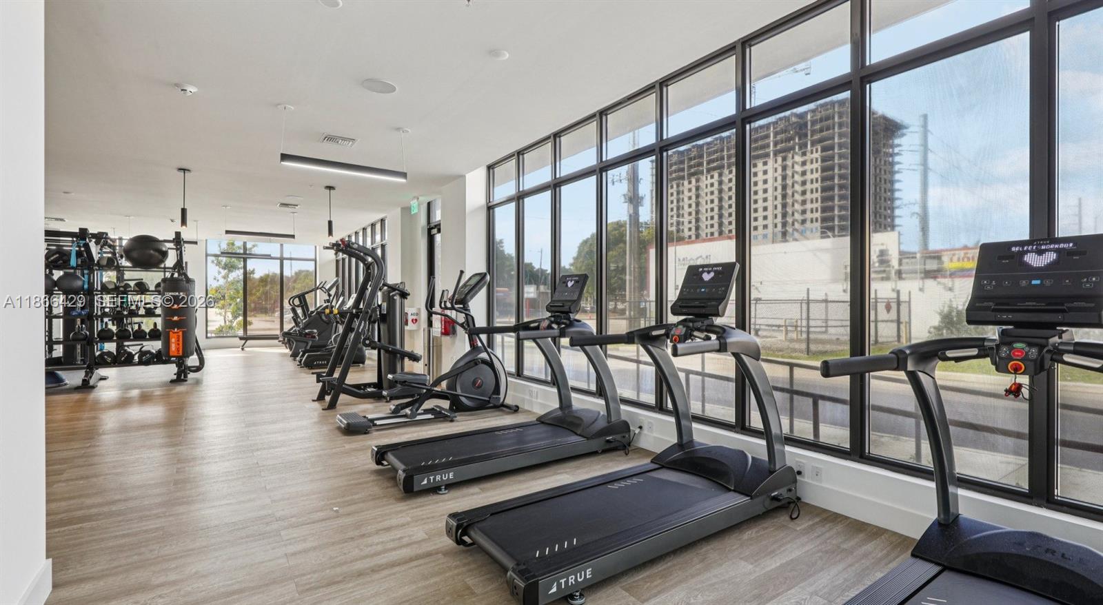 4465 Griffin Road, Unit A1B Davie, FL 33314 - Photo 12 of 22