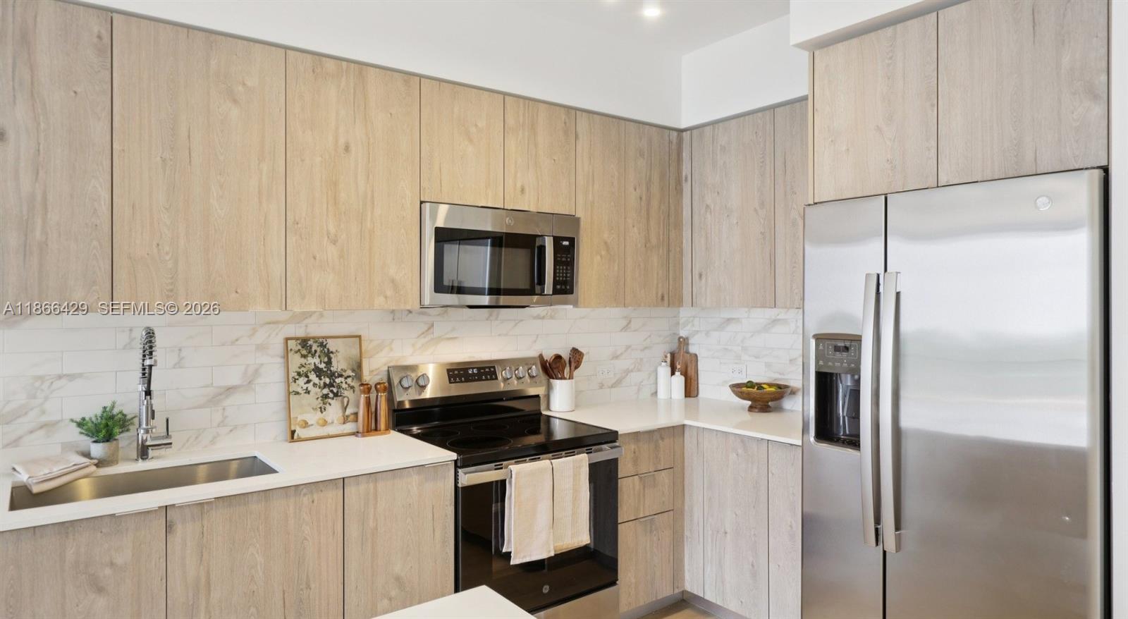 4465 Griffin Road, Unit A1B Davie, FL 33314 - Photo 16 of 22