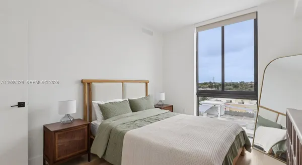 $2,469 | 4465 Griffin Road, Unit A1B, Davie, FL 33314