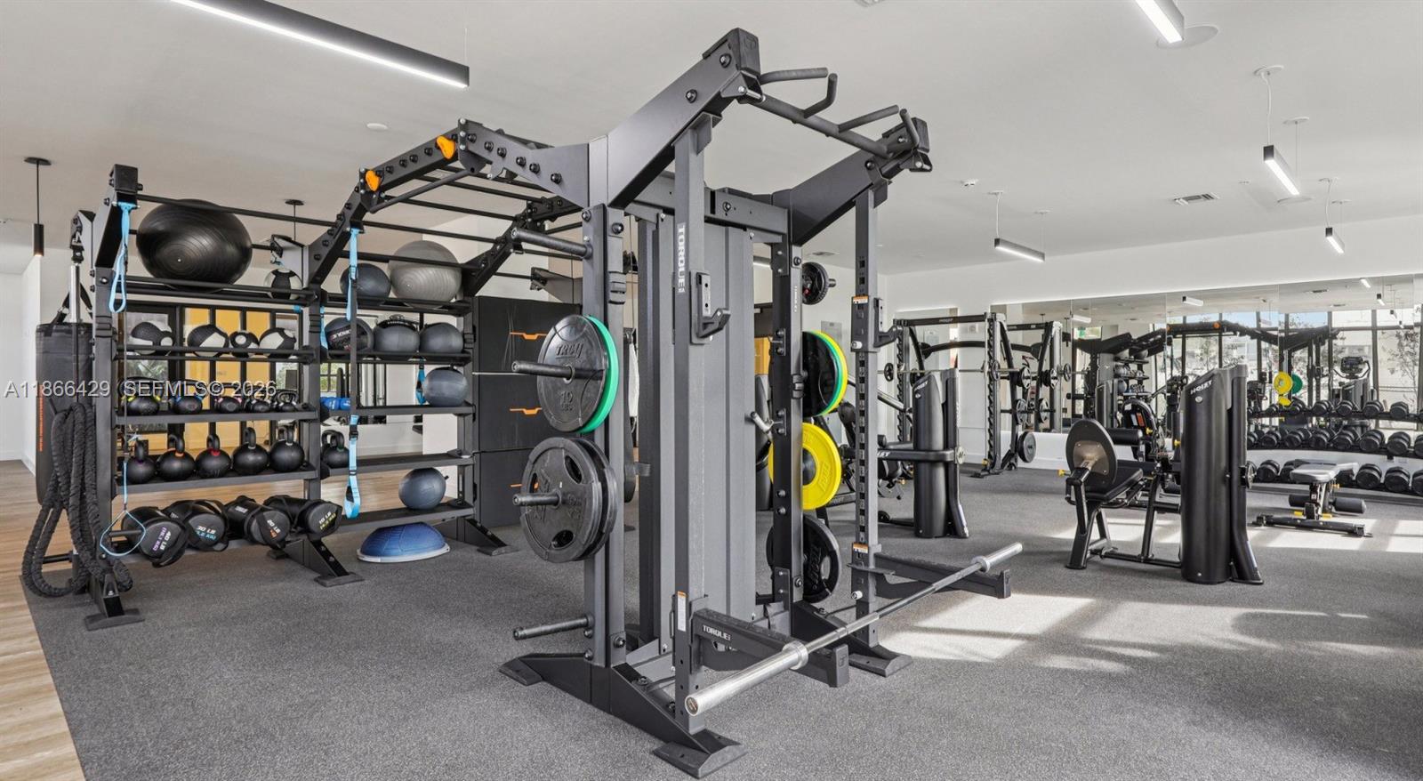 4465 Griffin Road, Unit A1B Davie, FL 33314 - Photo 10 of 22